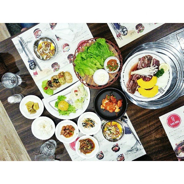Photo taken at Dae Bak Korean BBQ Restaurant by Angel W. on 4/17/2015