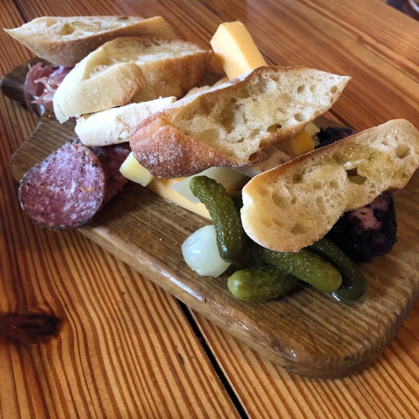 St. Arnold's Mussel Bar (Now Closed) Cleveland Park 3435