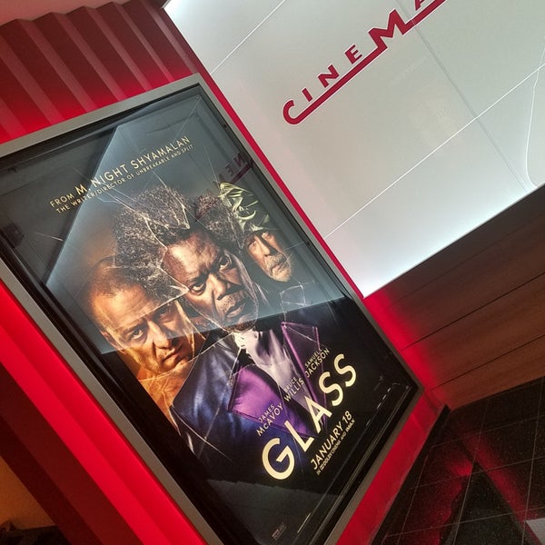 Century Riverpark 16 and XD Town Center Oxnard, CA