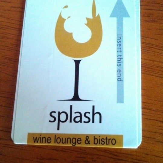 Photo taken at Splash Wine Lounge by Movie L. on 7/24/2013