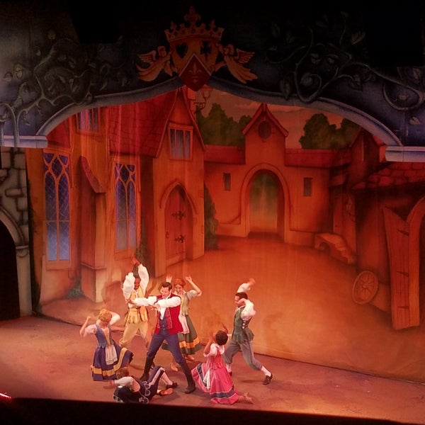 Photos At Laguna Playhouse Main Beach 7 Tips From 507 Visitors