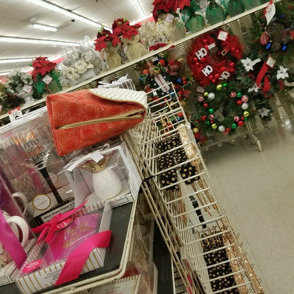 Michaels Arts and Crafts Store