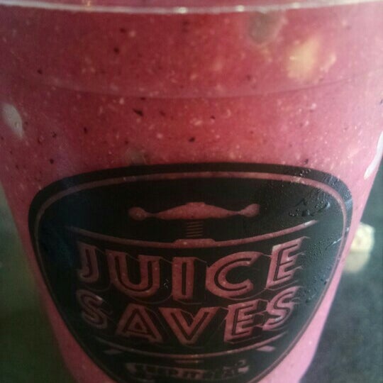 Photo taken at Juice Saves by Movie L. on 1/24/2016