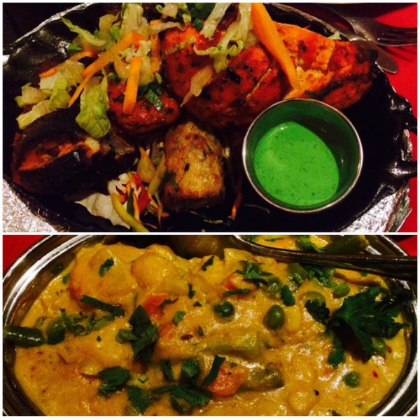 Foto tirada no(a) Little India Restaurant por Sasha K. em 10/27/2015