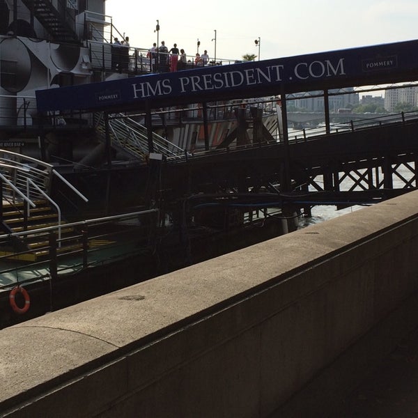 Foto diambil di HMS President (1918) oleh Susan pada 9/7/2014