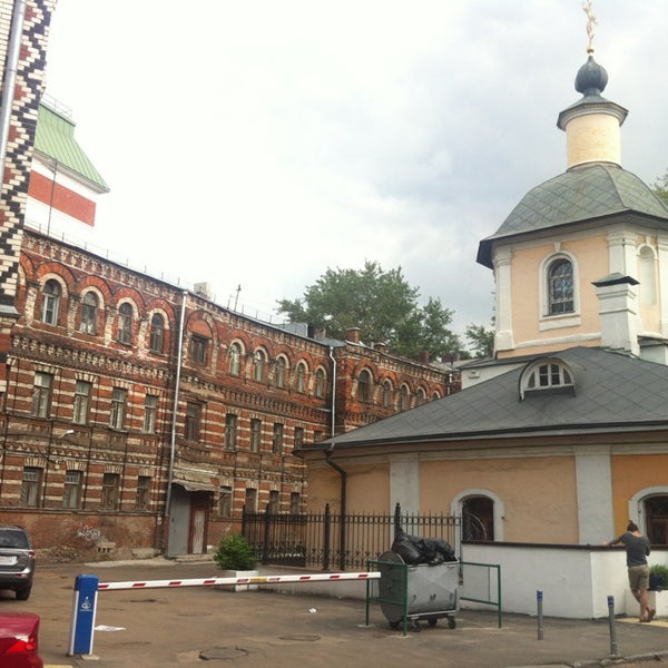 храм сергия в крапивниках расписание