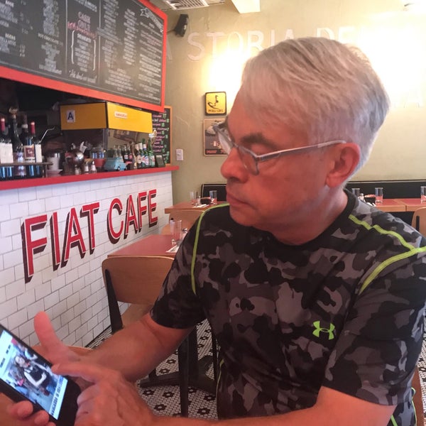 Foto tirada no(a) Fiat Café por kHyal™ |. em 7/5/2019
