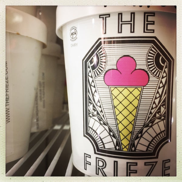 Das Foto wurde bei The Frieze Ice Cream Factory von Etienne V. am 7/1/2018 aufgenommen