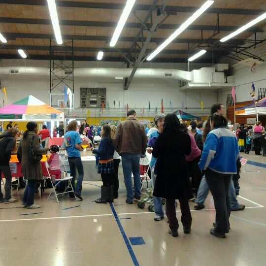 Binford Elementary 2300 E 2nd St