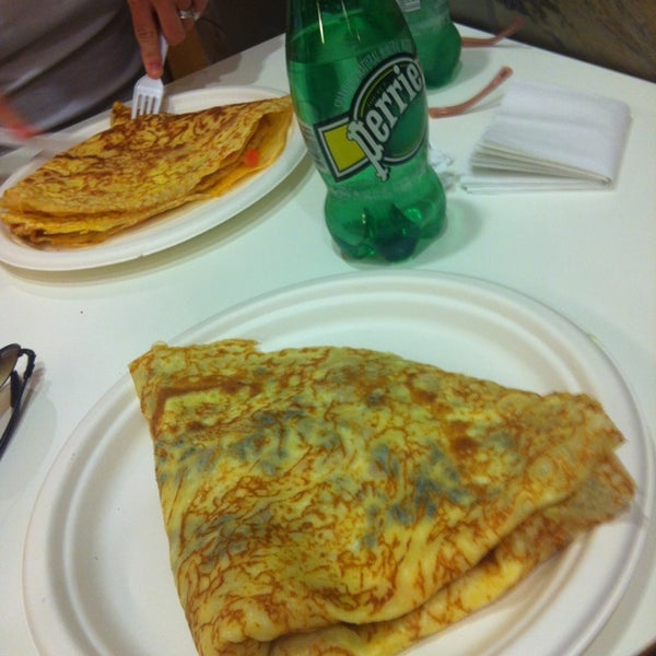 Photo taken at Hazelnuts Creperie by Chamber R. on 5/17/2013