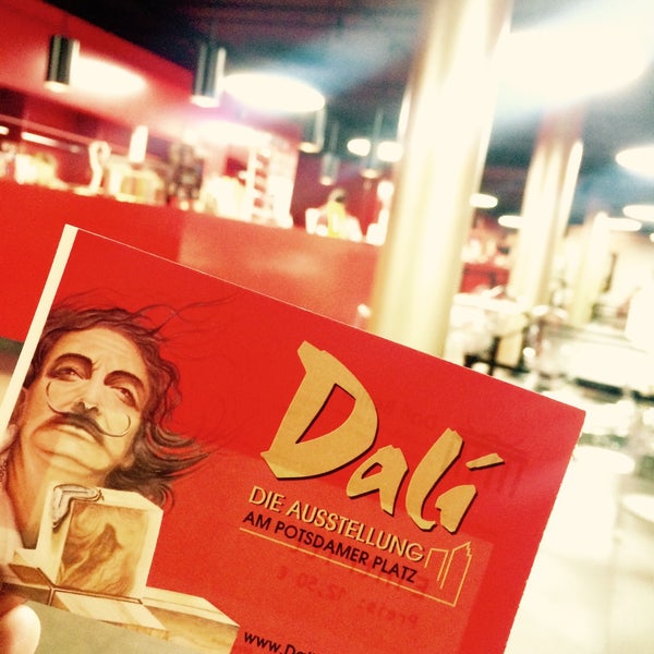 Foto scattata a Dalí – Die Ausstellung am Potsdamer Platz da Kazuki T. il 6/30/2015