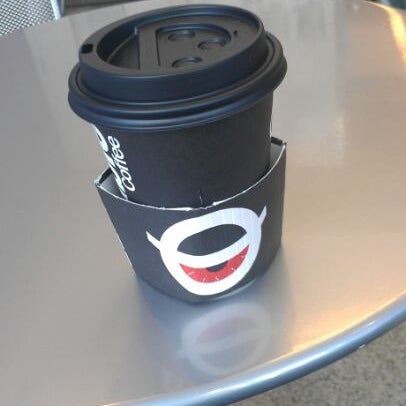 Foto scattata a Zombie Coffee at FrozenYo da しほ👓 . il 5/17/2012