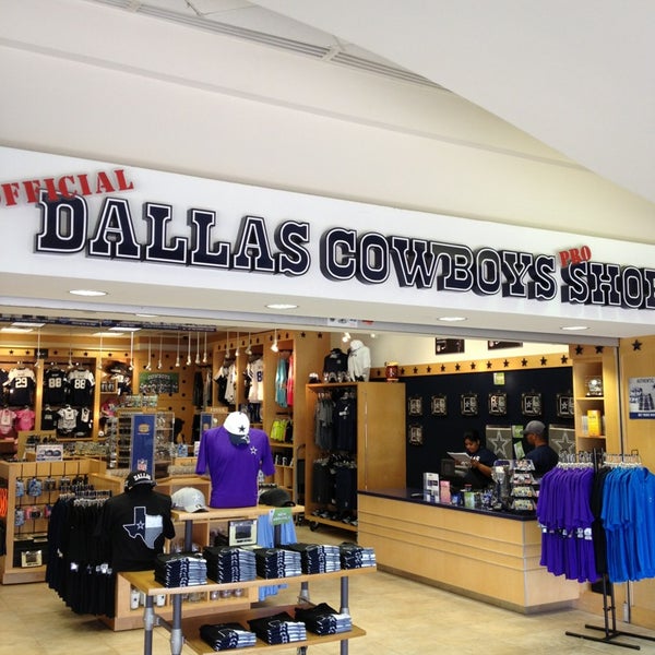 dallas cowboys store town east mall
