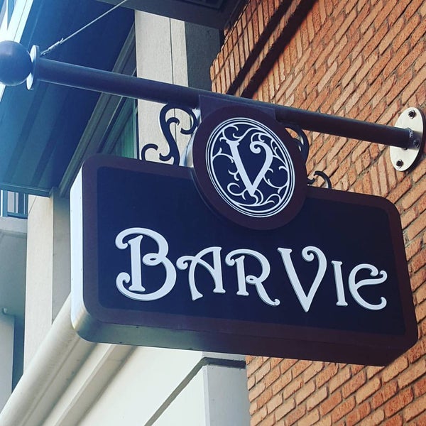 Клуб на саввинской набережной. Ви бар. Vi ai pi бар. Ви ай пи палата. Ви бар.