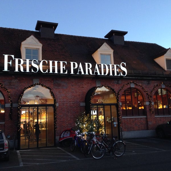 รูปภาพถ่ายที่ Frische Paradies โดย Nicole B. เมื่อ 12/23/2013