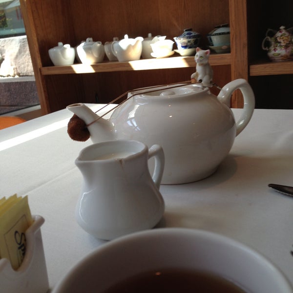 4/26/2013 tarihinde Mabel L.ziyaretçi tarafından Chado Tea Room'de çekilen fotoğraf
