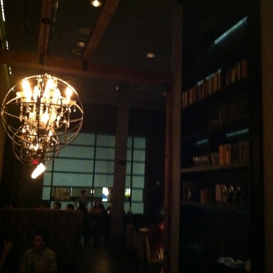10/14/2012 tarihinde Joanne C.ziyaretçi tarafından Bar | Kitchen'de çekilen fotoğraf