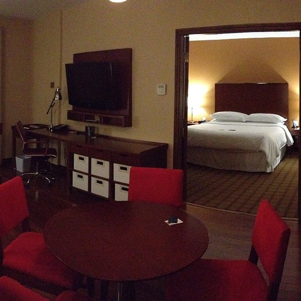 Photos At Four Points By Sheraton Calgary Airport - 