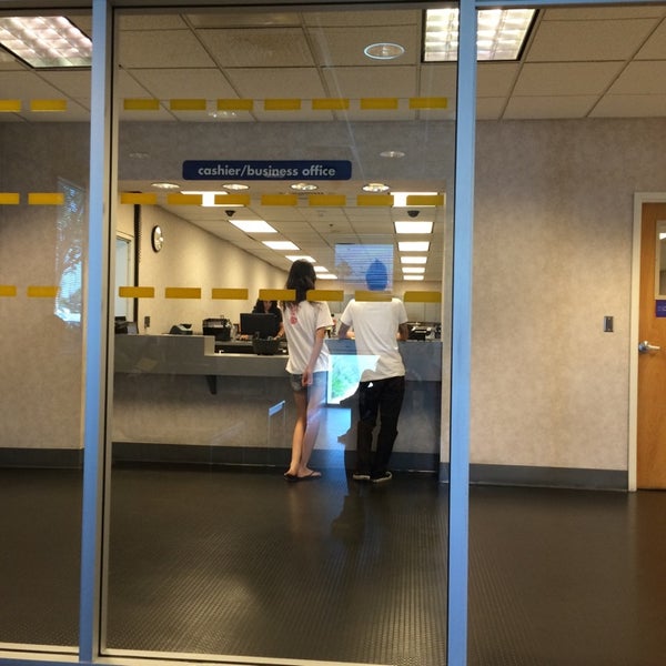 Photos at CarMax Auto Dealership in Duarte