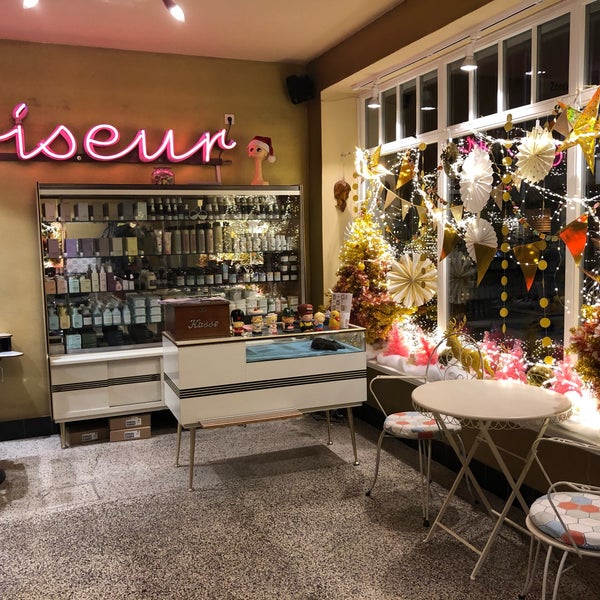 Photos At Hairdresser On Fire Nippes Koln Nordrhein Westfalen