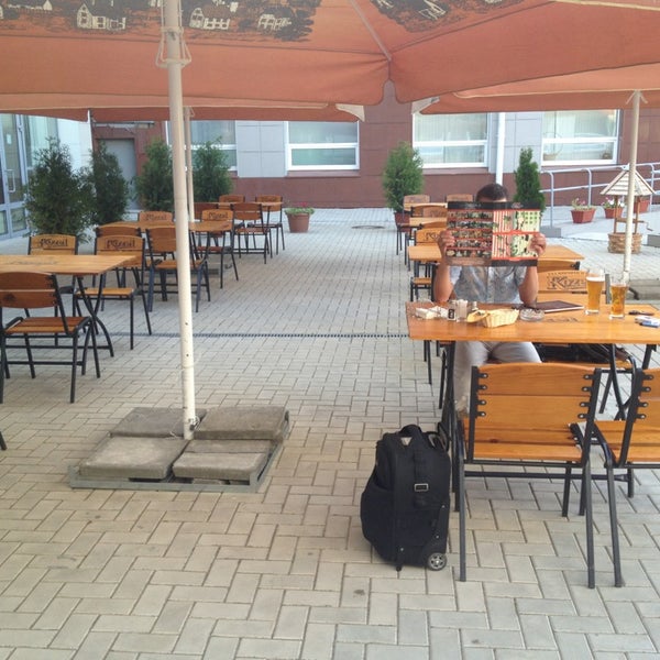 Ресторан в гостинице волга тверь. Ресторан волга старое кстово. Ресторан волга старое кстово. Кафе волга старое. Кафе волга старое.