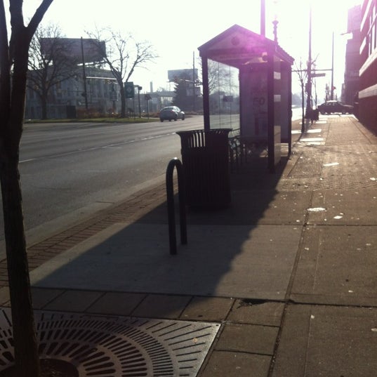 รูปภาพถ่ายที่ Downtown Ferndale โดย Cinthya เมื่อ 11/22/2012