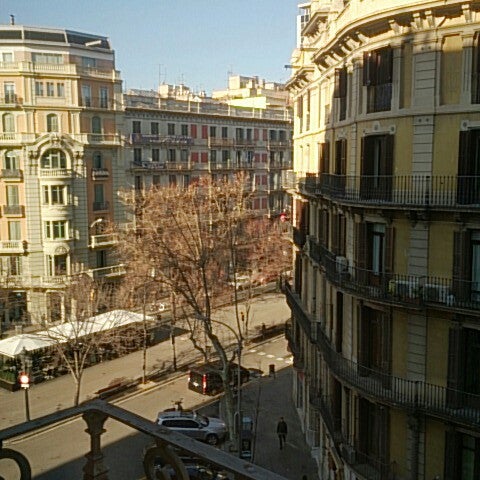รูปภาพถ่ายที่ BCN Rambla Catalunya apartments โดย Seotch .. เมื่อ 2/23/2014