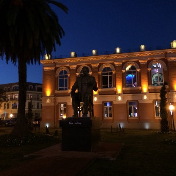 Orbi city батуми башни. Перевернутое здание в батуми. Ночной батуми с балкона. Сидней парк лейн коув. Panorama sea side central batumi.