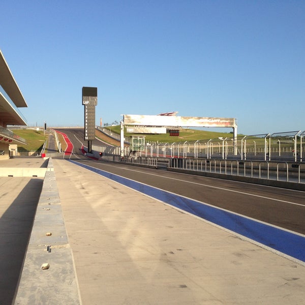 Foto tirada no(a) Circuit of The Americas por Drew M. em 6/1/2013