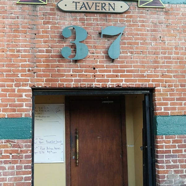 Photo taken at T. Boyle&#39;s Tavern by Adrian Y. on 7/21/2018