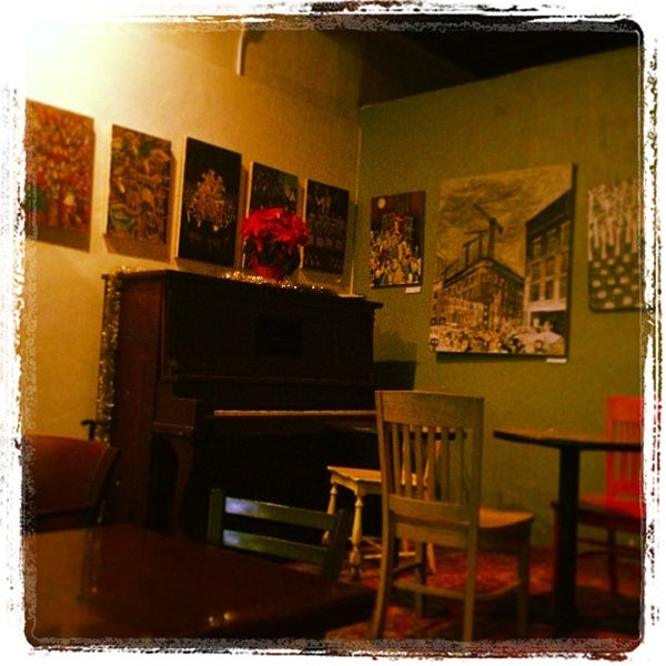 Photos at Viento y Agua Coffee House & Gallery Coffee Shop in Long Beach