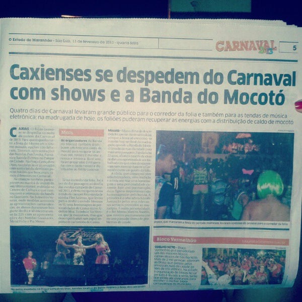 Photo taken at Praça Gonçalves Dias by Armando L. on 2/14/2013