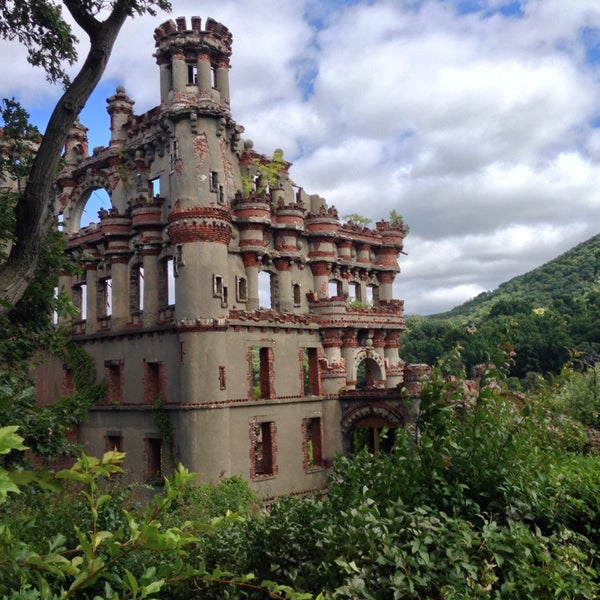 Photo taken at Bannerman Island (Pollepel Island) by Kristopher on 9/14/2013