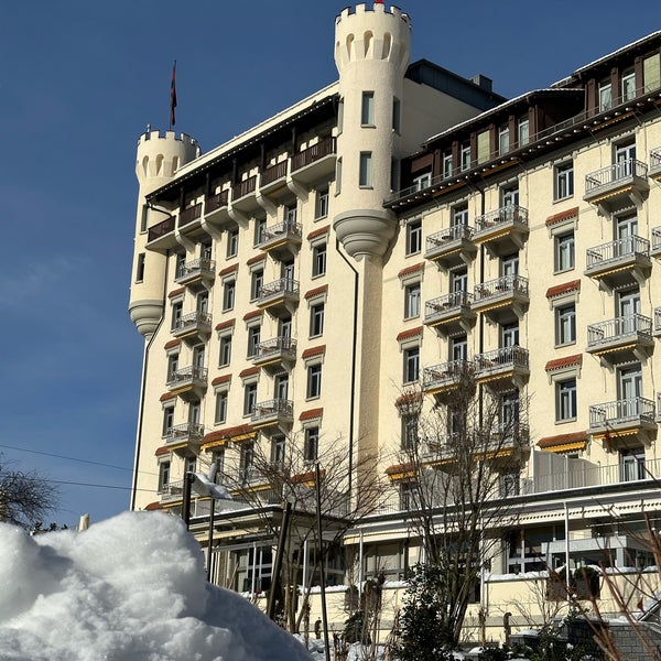 Foto tirada no(a) Gstaad Palace Hotel por Eli D. em 12/18/2022