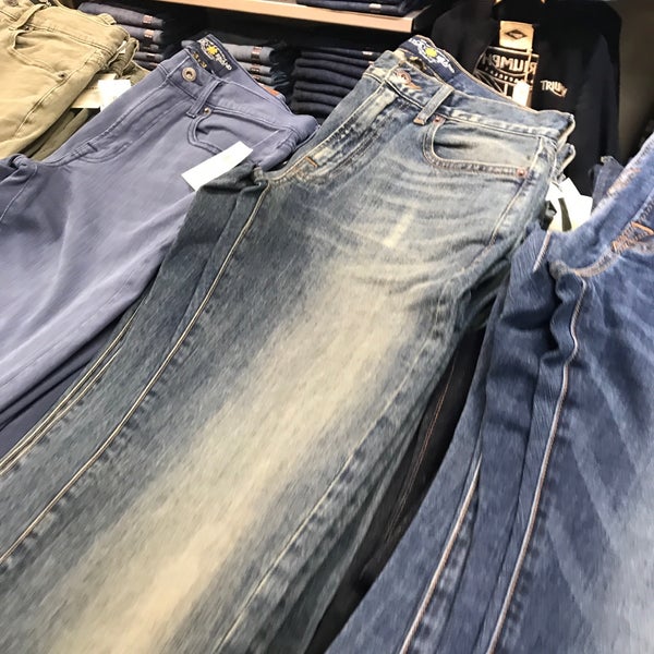 Lucky Brand Jeans - Clothing Store