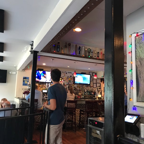 Photo taken at Del Ray Pizzeria by Don A. on 6/29/2017
