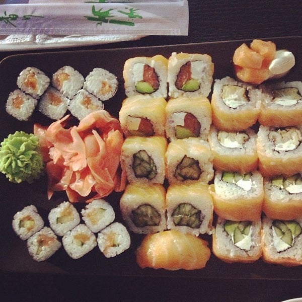 Rolls 1 пермь. Роллы кафе пермь. rolls пермь. автороллы пермь сеты. mood rolls пермь.