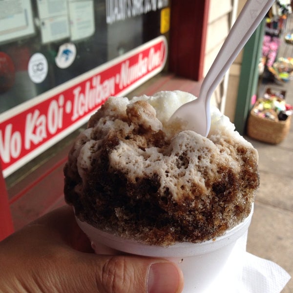 Photo taken at Local Boys Shave Ice by Norm Y. on 1/15/2014