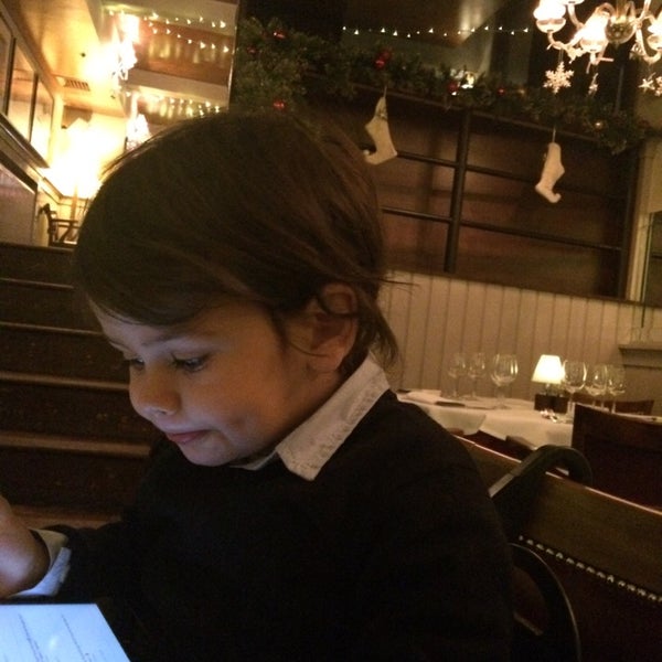Photo taken at London Steakhouse Co. by Zerrin D. on 12/30/2014