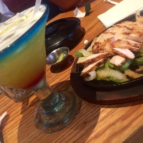 Photo taken at Chili&#39;s Grill &amp; Bar by Kathy on 2/21/2015