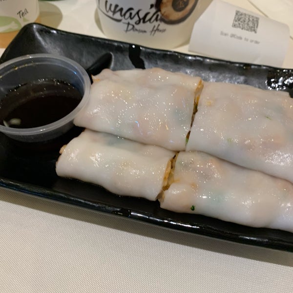 Das Foto wurde bei Lunasia Chinese Cuisine von Kathy am 11/6/2021 aufgenommen