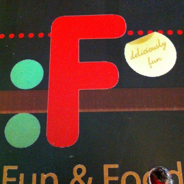 Foto diambil di Fun &amp; Food oleh leooonarrrd pada 3/3/2013