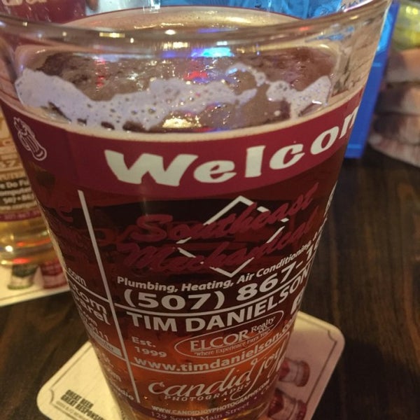 Jac's Bar and Grill Pub in Chatfield