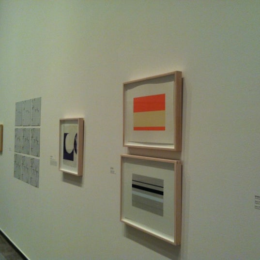 รูปภาพถ่ายที่ Mildred Lane Kemper Art Museum โดย David W. เมื่อ 9/28/2012