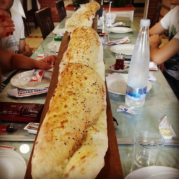 Das Foto wurde bei 01 Güneyliler Restorant von Onur am 10/15/2013 aufgenommen