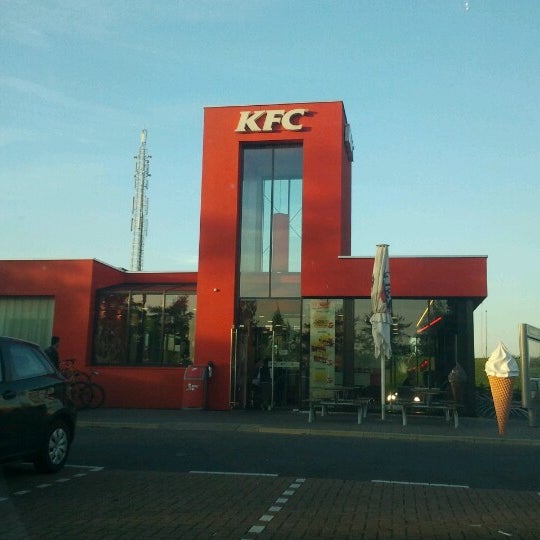 Foto tomada en KFC  por Natasza T. el 10/11/2012