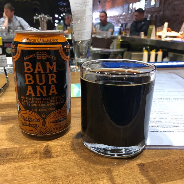 Photo taken at Oskar Blues Grill and Brew by Mary on 10/19/2019