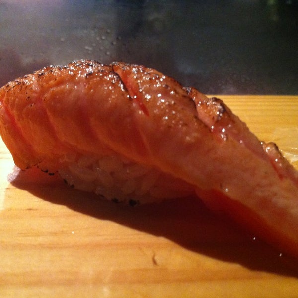 รูปภาพถ่ายที่ Sushi E โดย Gary C. เมื่อ 3/4/2013