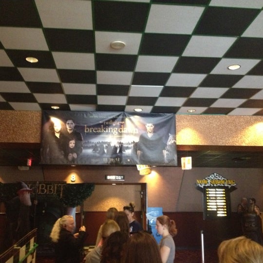 Photos at Tinseltown Movie Theater in Town Center