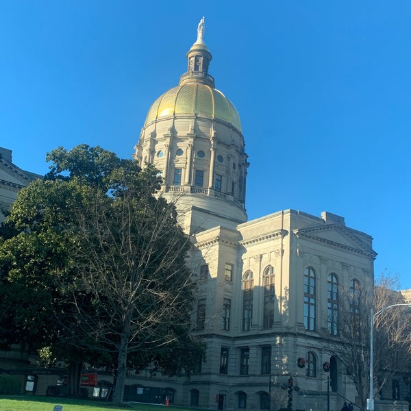 Photo taken at Georgia State Capitol by 🎼 D&#39;Wayne 🎤 J. on 12/14/2019